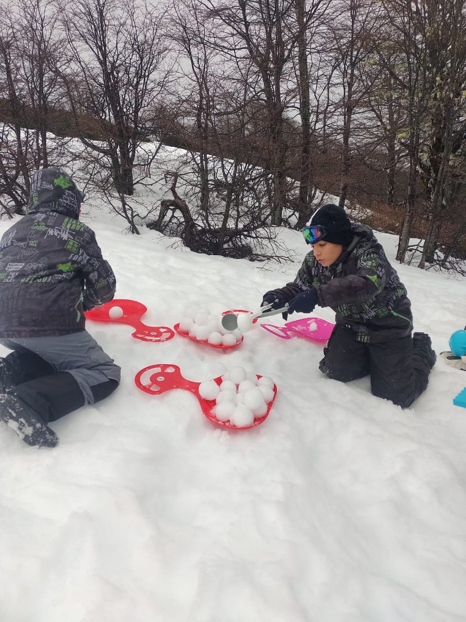 Juegos en la nieve - Bolas de nieve